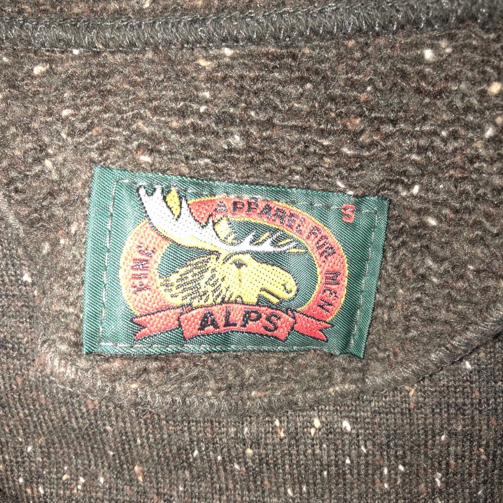 Nice pullover - Picture 2 of 3